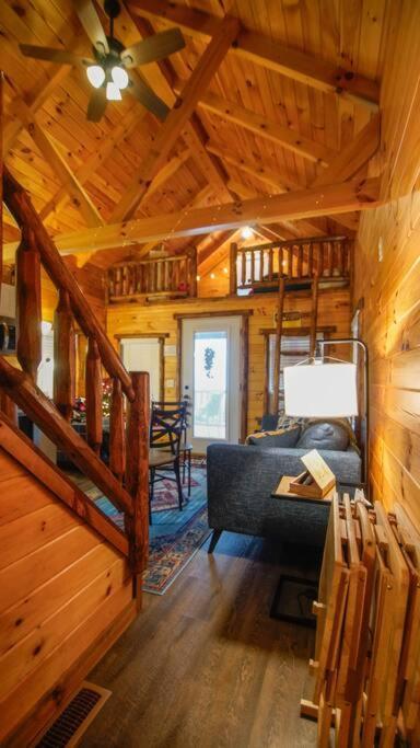 Charming Lakeview Cabin Near Geneva-On-The-Lake! Ashtabula Esterno foto